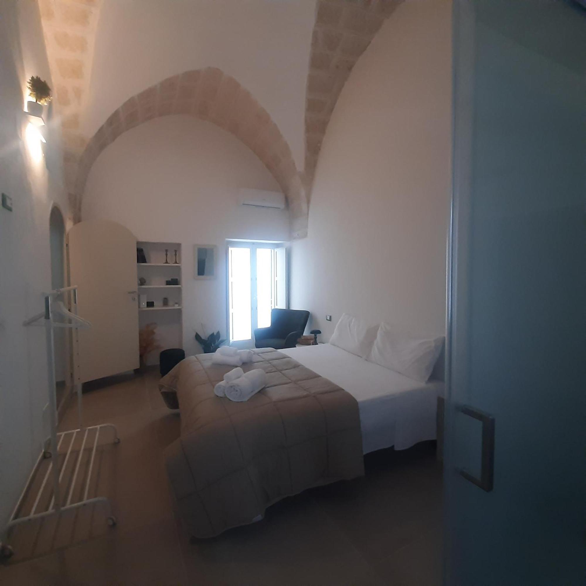 Dimora Lavinia Casa Vacanze Centro Storico Ostuni Exterior foto