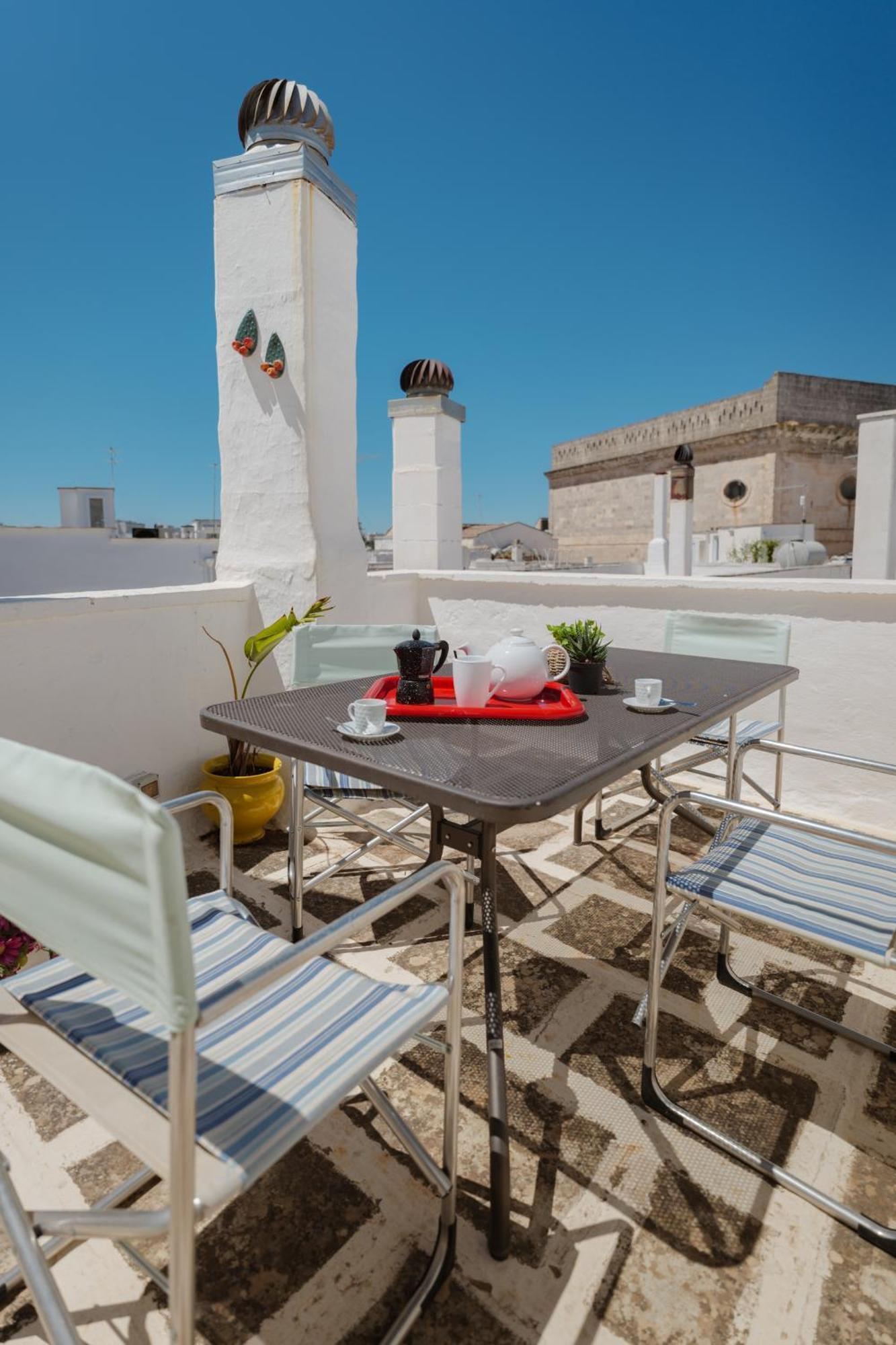 Dimora Lavinia Casa Vacanze Centro Storico Ostuni Exterior foto